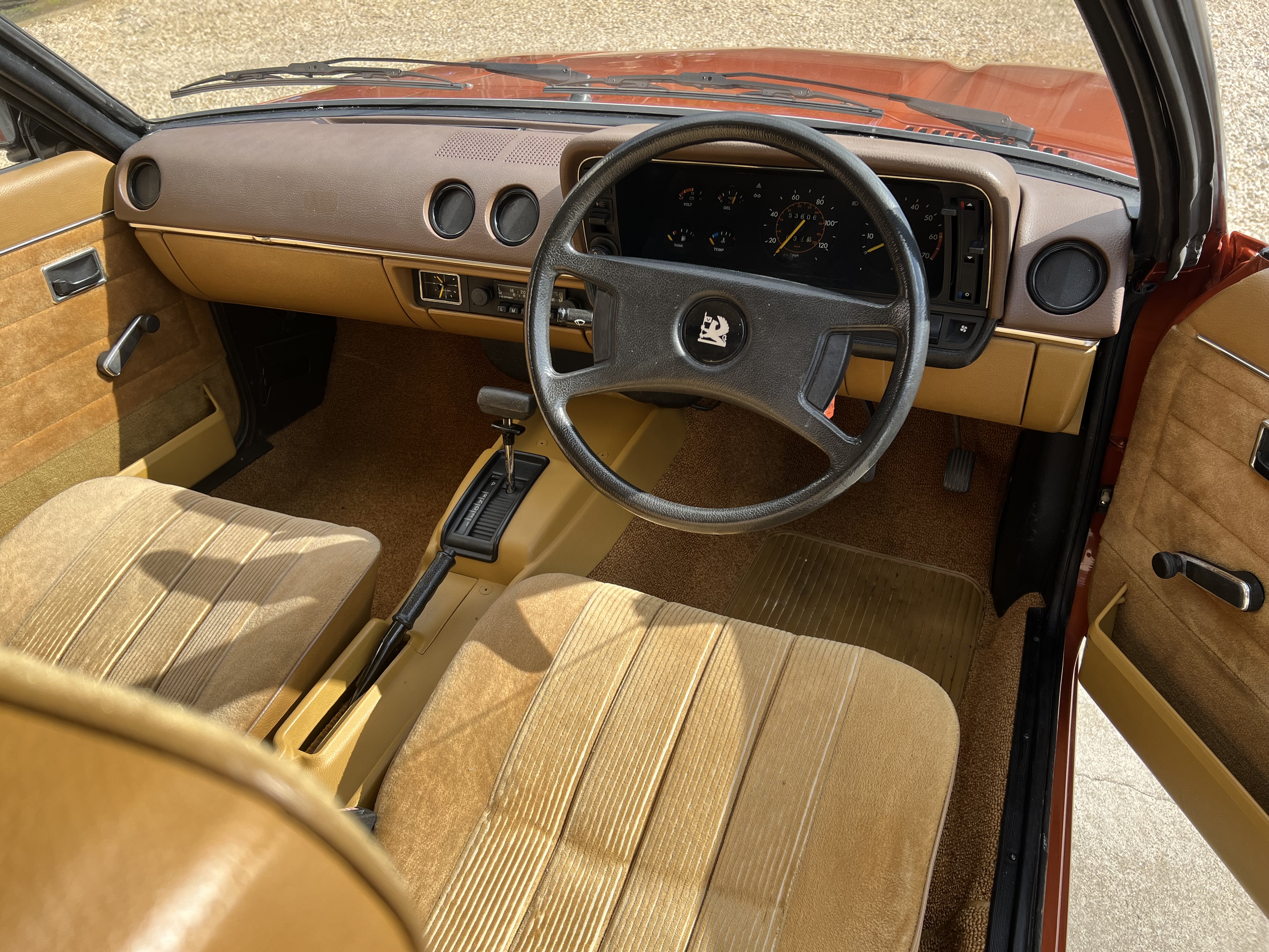 1981 Vauxhall  Mk1 Cavalier  2000 GLS Sportshatch - Image 4